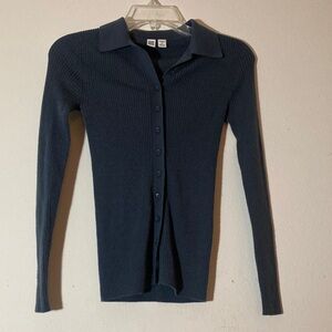 Uniqlo U Blue-ish Gray Ribbed Knit Button Down top XS